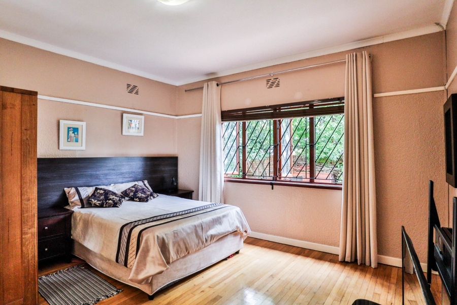 To Let 0 Bedroom Property for Rent in Pinelands Western Cape